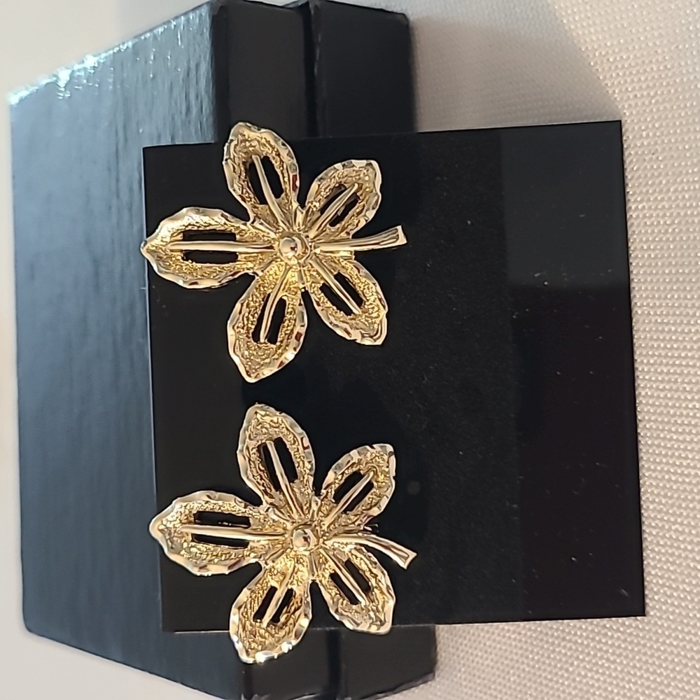 Vintage Sarah Coventry Earrings